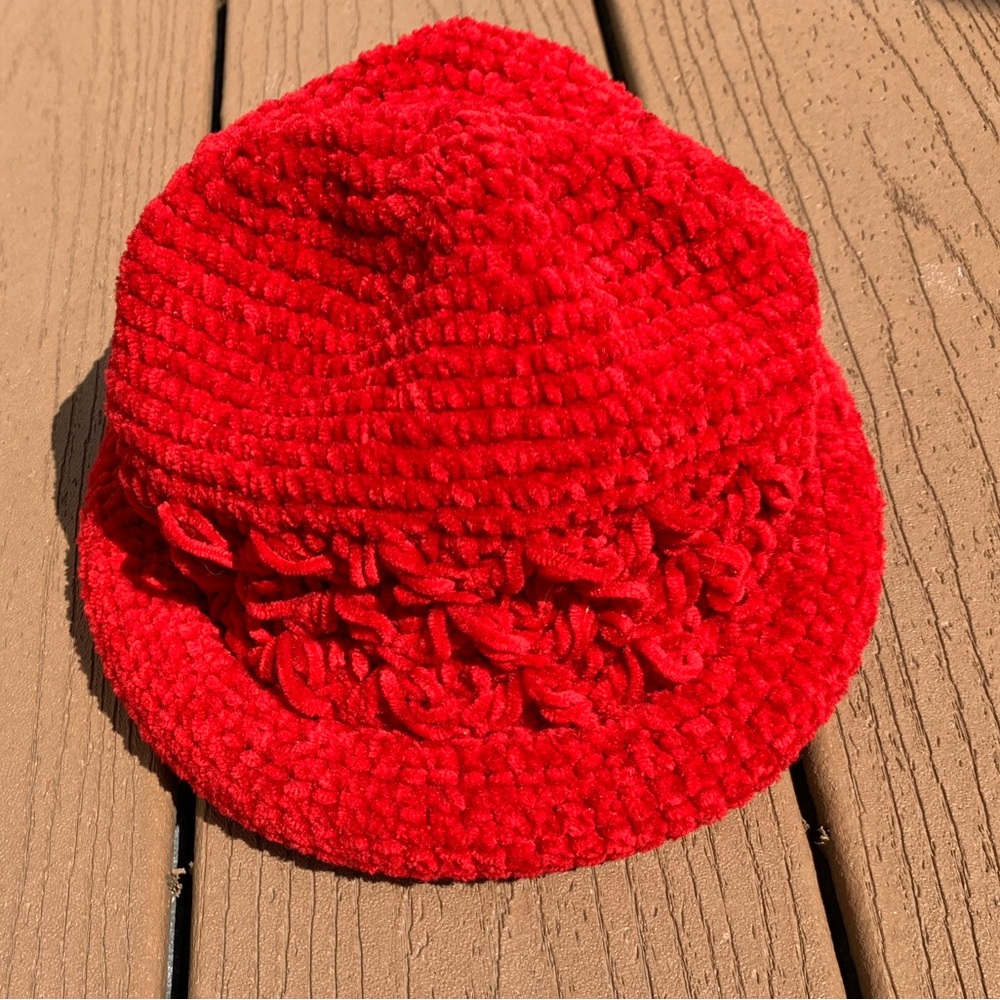 LITTLE GIRLS TODDLER CHENILLE SUPER SOFT CROCHETED CLOCHE BUCKET HAT